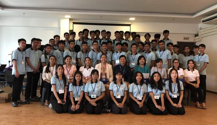 စက်ရုံ/အလုပ်ရုံများသို့သွားရောက်လေ့လာခြင်း